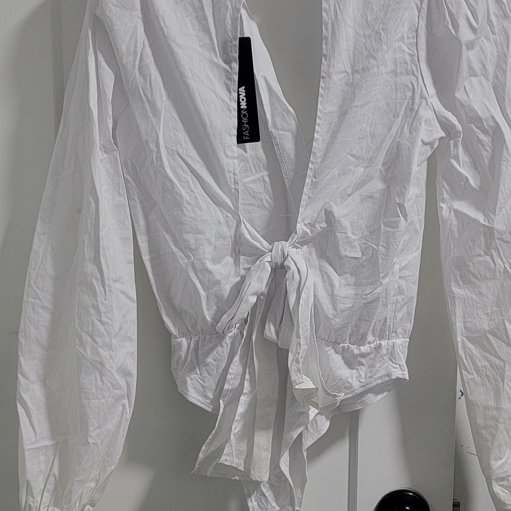 Fashion Nova White Tie-Front Long Sleeve Blouse